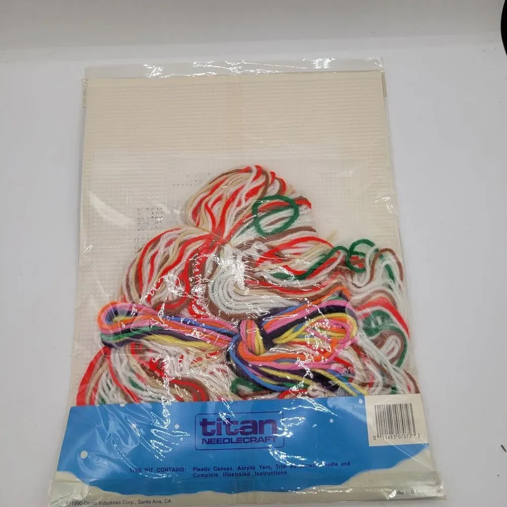 4 Titan Needlecraft Plastic Canvas‎ Christmas Wall Hanging Kits  1990 Sealed